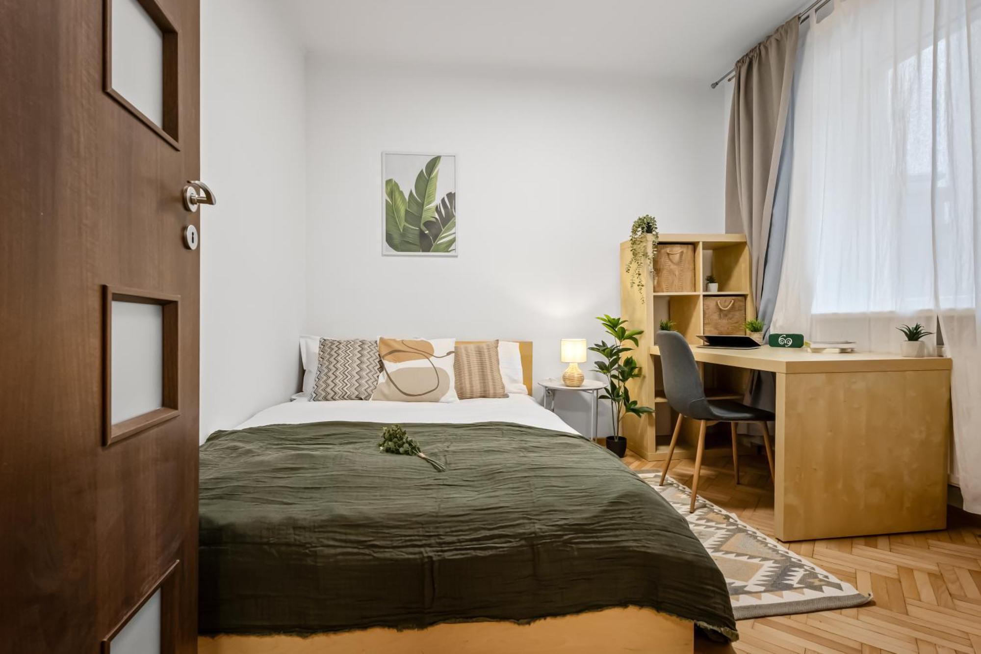 Earthy Escape - Central Apt With Balcony بوخارست المظهر الخارجي الصورة