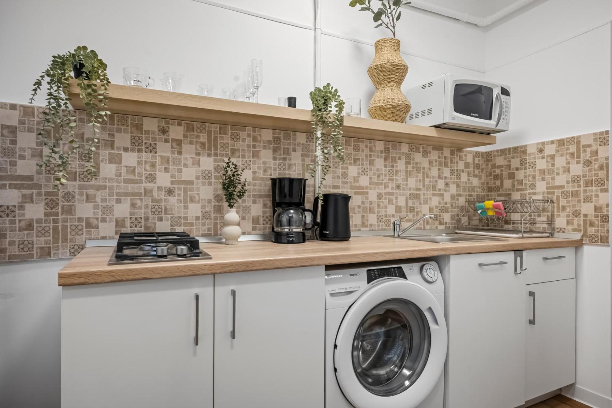Earthy Escape - Central Apt With Balcony بوخارست المظهر الخارجي الصورة